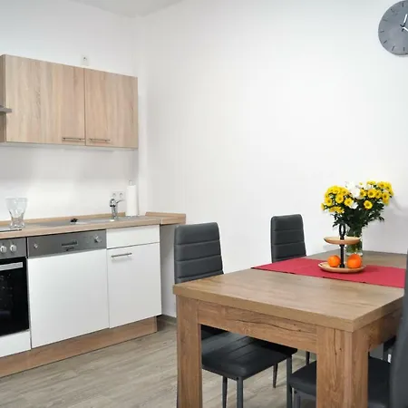 Lägenhet Gaestehaus Am Wald